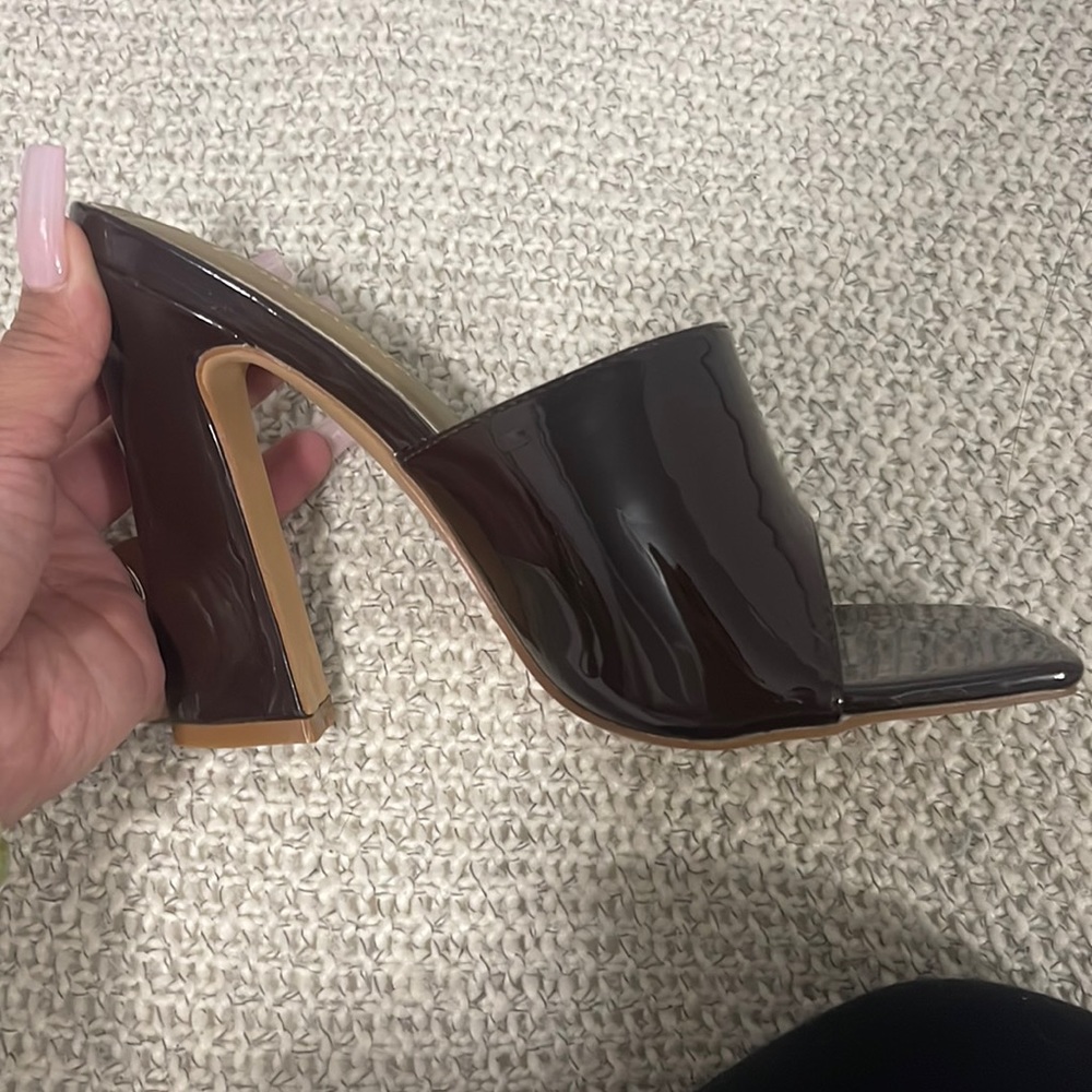 Brand new brown heels